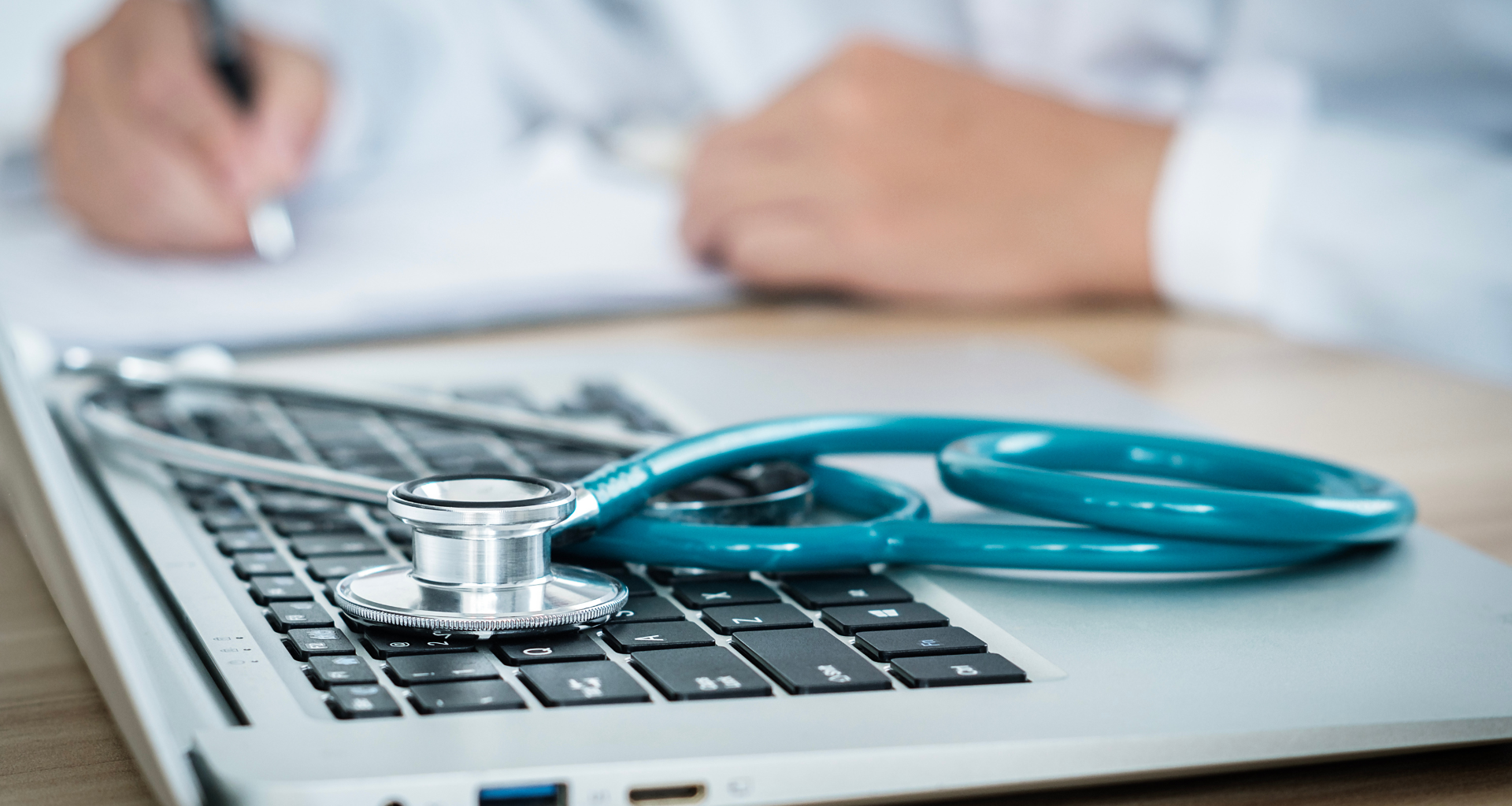 Como uma bio no Instagram quase custou o CRM de um médico recém-formado